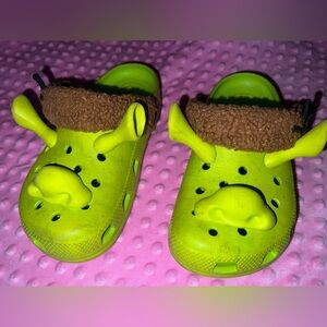 SHREK CROCS 4 (youth)
